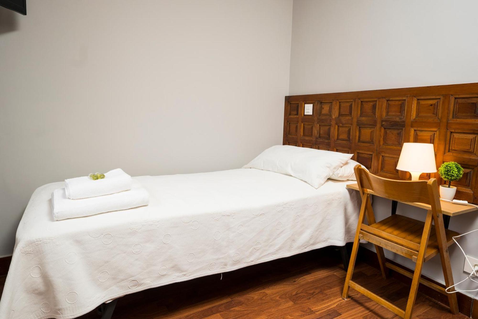 Paratene Ostatu Habitaciones 에란디오 외부 사진