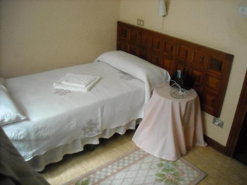 Paratene Ostatu Habitaciones 에란디오 외부 사진